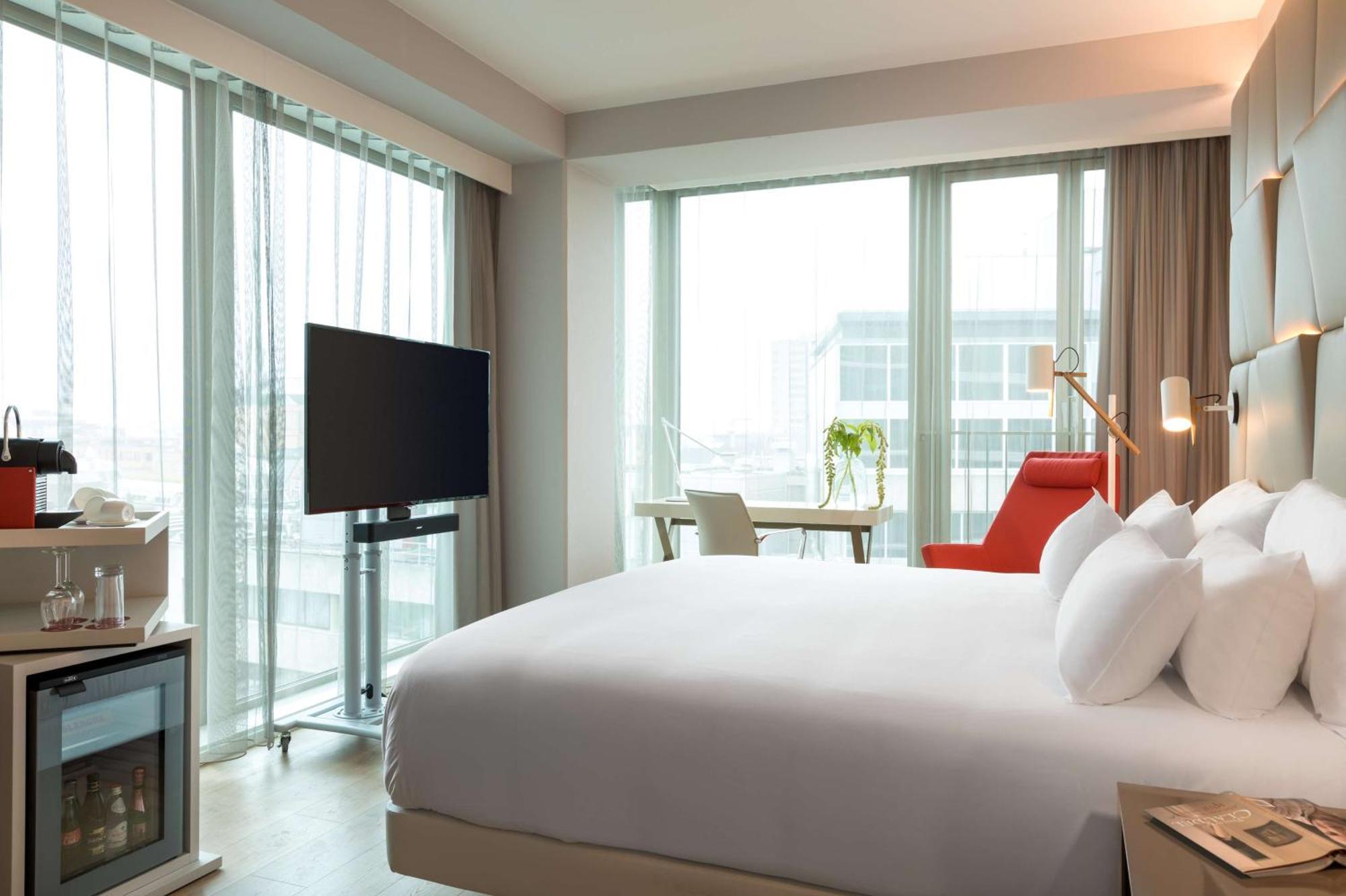 Hotel Nh Collection Centre 5*